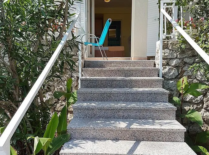 安东尼奥公寓 特罗吉尔